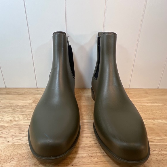 A NEW DAY Chelsea rain boot size 8 - Picture 2 of 12